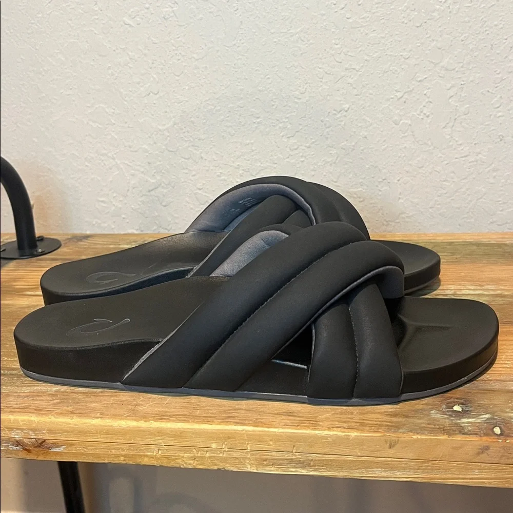 OluKai Women's Hila sandals in Black size 8 - Picture 5 of 6